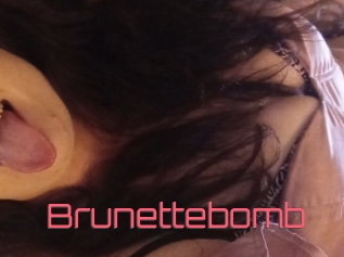 Brunettebomb