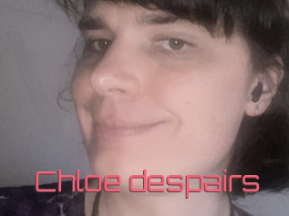 Chloe_despairs