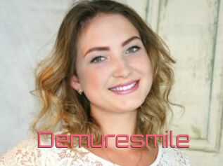 Demuresmile