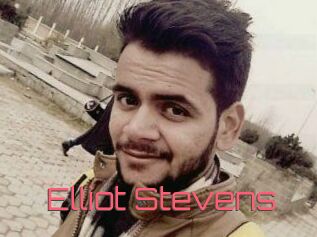 Elliot_Stevens