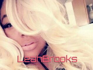 Leah_Brooks