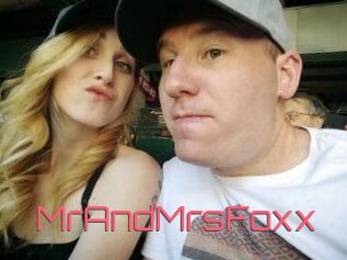 MrAndMrs_Foxx