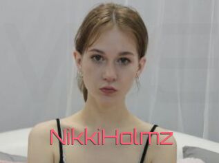 NikkiHolmz