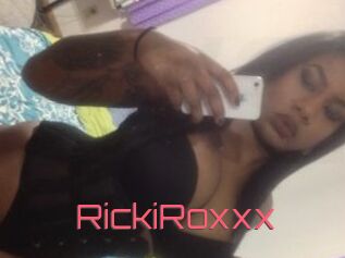 RickiRoxxx