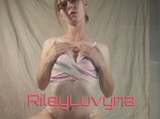 RileyLuvyna