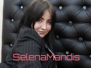 SelenaMandis