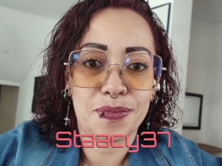 Staacy37